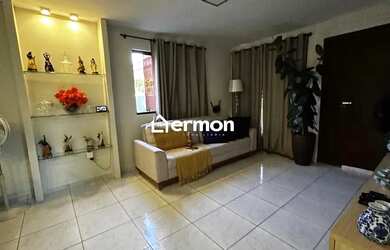 Imagem: A casa em condomínio possui 3 Dormitórios, 3 Banheiros, 4