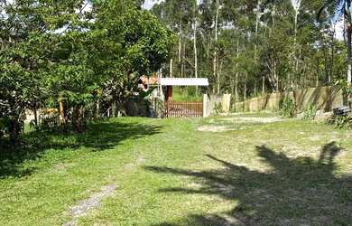 Imagem 10: Casa para descanso. Piscina, Churrasqueira, Acomodam 9 pessoase5 Vagas...