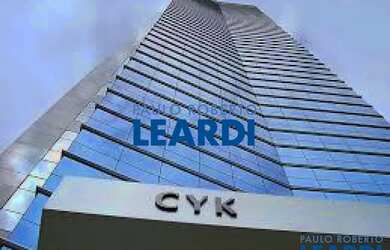 Imagem: O depósito possui 5 Vagas na garagem, 1.430m² de Área e