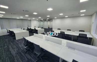 Imagem: O depósito possui 4 Vagas na garagem, 172m² de Área, Imóvel