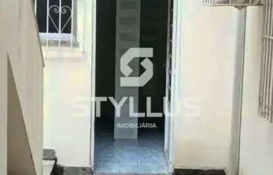 Imagem: A casa possui 2 Dormitórios, 2 Banheiros, 1 Vaga na garagem