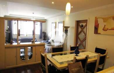 Imagem: O apartamento possui 3 Dormitórios, 1 Banheiro, 1 Vaga na garagem