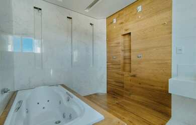 Imagem: O apartamento possui 3 Dormitórios, 4 Banheiros, 2 Vagas na