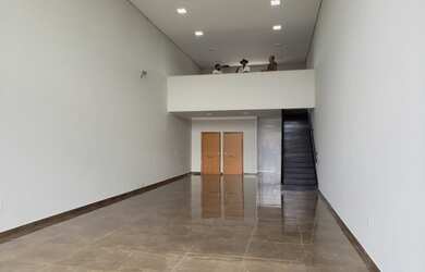 Imagem 6: 2 Salões com 300 metros quadrados