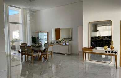 Imagem 6: Linda casa, 4 quartos, 2 su tes, piscina, 4 vagas, portaria 24 horas