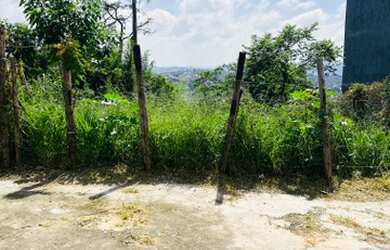 Imagem: O terreno possui 136m² de Área e está localizado em Parque