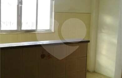 Imagem 7: Maravilhoso apartamento tipo Casa, vazio, todo reformado