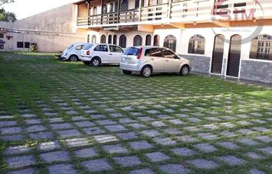 Imagem: A casa possui 2 Dormitórios, 1 Banheiro, 1 Vaga na garagem