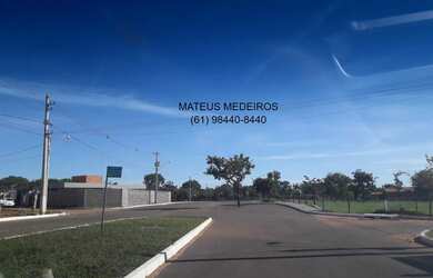 Imagem: A casa em condomínio possui 1 Dormitório, 1 Banheiro, 60m²