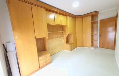 Imagem 2: Porto Alegre - Apartamento Padrão - Humaitá