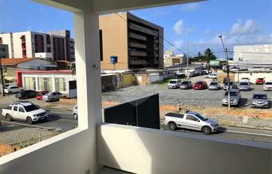 Imagem: A casa possui 5 Dormitórios, 2 Banheiros, 5 Vagas na garagem