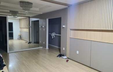 Imagem: O apartamento na cobertura possui 3 Dormitórios, 2 Banheiros