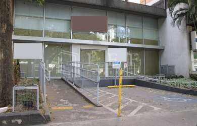 Imagem: O depósito possui 750m² de Área e está localizado em Jardim