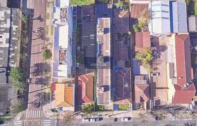 Imagem: O terreno possui 718m² de Área e está localizado em Rebouças