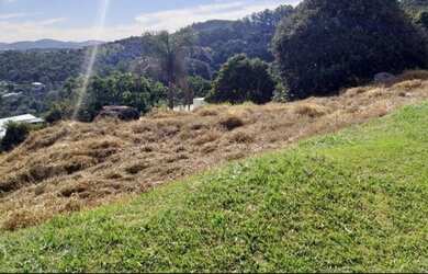 Imagem: O terreno possui 863m² de Área e está localizado em Atibaia