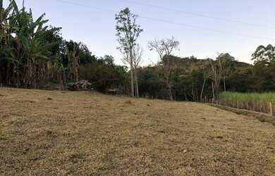Imagem 12: FAZENDINHA CENTENÁRIA RICA EM ÁGUA À VENDA EM PIRACEMA/MG