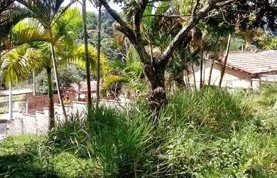 Imagem: O terreno possui 1.960m² de Área e está localizado em Vila