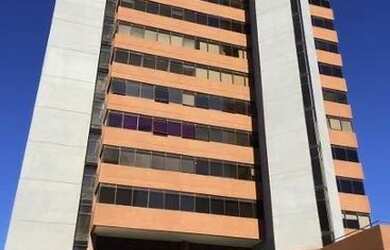 Imagem: O depósito possui 1 Vaga na garagem, 30m² de Área e está