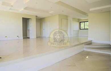 Imagem: O apartamento possui 3 Dormitórios, 5 Banheiros, 3 Vagas na