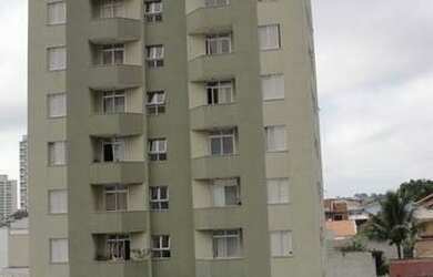 Imagem: O apartamento possui 1 Dormitório, 1 Banheiro, 1 Vaga na garagem