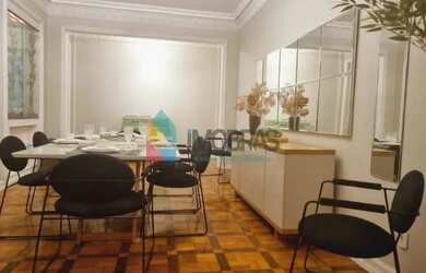 Imagem 12: SÃO 230 METROS DISTRIBUÍDOS EM SALÃO , 4 QUARTOS, 2 SUÍTES E UM VAGA...