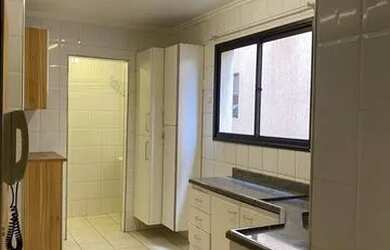 Imagem: O apartamento possui 2 Dormitórios, 2 Banheiros, 2 Vagas na