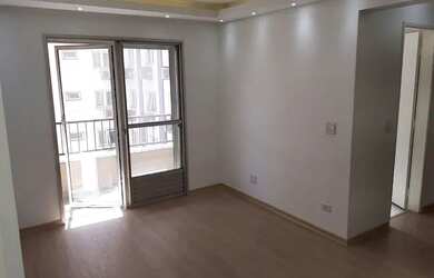 Imagem: O apartamento possui 3 Dormitórios, 1 Banheiro, 1 Vaga na garagem