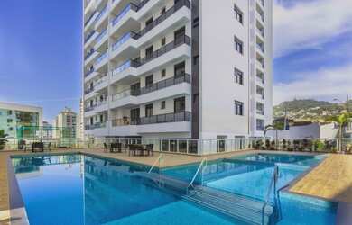 Imagem: O apartamento possui 2 Dormitórios, 2 Banheiros, 1 Vaga na