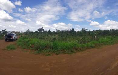 Imagem: O terreno possui 300m² de Área e está localizado em Centro