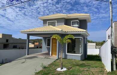 Imagem: A casa em condomínio possui 3 Dormitórios, 2 Banheiros, 98m²