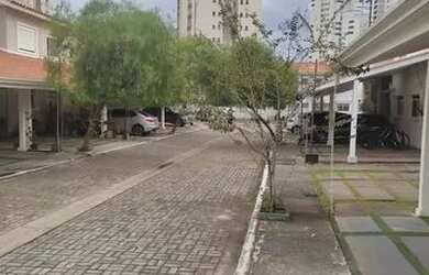 Imagem: A casa em condomínio possui 3 Dormitórios, 3 Banheiros, 2