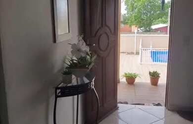 Imagem 9: Casa com piscina churrasqueira e quintal grande por valor inacreditável...