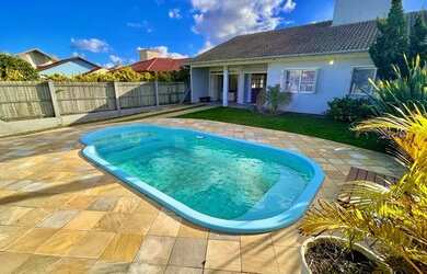 Imagem 2: Casa apenas 01 quadra do mar em Xangri-Lá Rainha do Mar , mobiliada e...