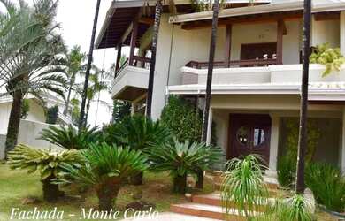 Imagem: A casa em condomínio possui 3 Dormitórios, 5 Banheiros, 4