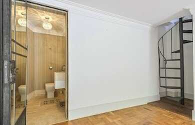 Imagem 13: Casa para aluguel e venda tem 380 metros com 4 quartos em Perdizes - São...