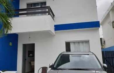 Imagem: A casa em condomínio possui 4 Dormitórios, 3 Banheiros, 2