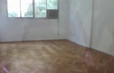 Imagem 11: Sala 2 quartos com dep. proximo ao metro