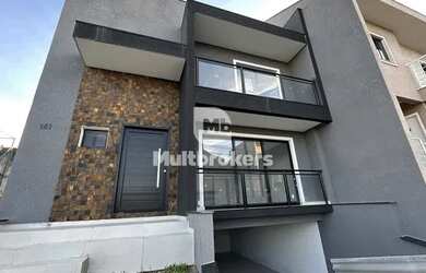 Imagem: A casa em condomínio possui 3 Dormitórios, 3 Banheiros, 4