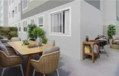 Imagem 7: Residência Tokyo. Piscina, Varanda, 44m² de Áreae1 Banheiro