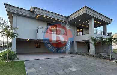 Imagem: A casa em condomínio possui 5 Dormitórios, 5 Banheiros, 4