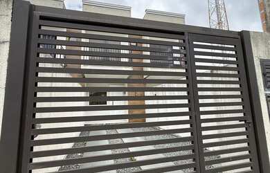 Imagem 3: Casa Geminada 2 suítes. 94m² de Área, 1 Vaga na garageme2 Dormitórios