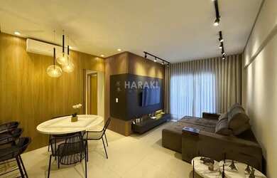 Imagem: O apartamento possui 3 Dormitórios, 2 Banheiros, 2 Vagas na