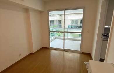 Imagem: O apartamento possui 1 Dormitório, 2 Banheiros, 1 Vaga na garagem