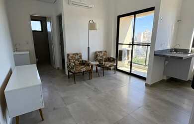 Imagem: O studio possui 1 Dormitório, 1 Banheiro, 1 Vaga na garagem