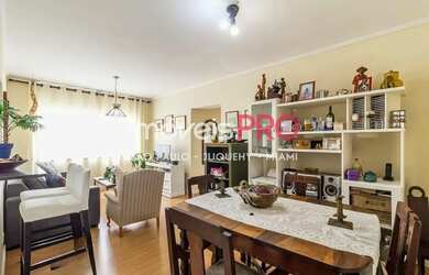 Imagem: O apartamentoe possui 2 Dormitórios, 2 Banheiros, 71-0m² de