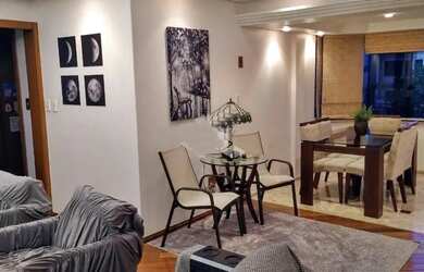 Imagem: O apartamento possui 3 Dormitórios, 2 Banheiros, 2 Vagas na