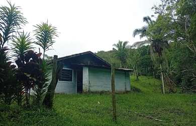 Imagem: A chácara possui 46.000m² de Área e está localizado em