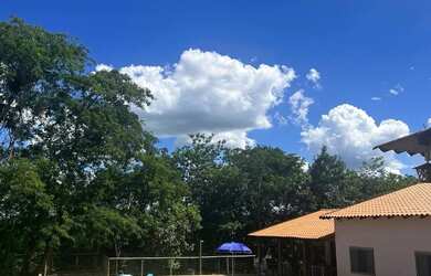 Imagem: A chácara e está localizado em Santa Mônica, Uberlândia