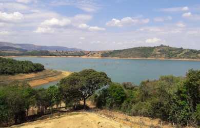 Imagem: A fazenda possui 320m² de Área e está localizado em Guapé