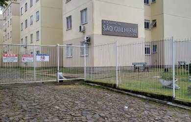 Imagem: O apartamento possui 2 Dormitórios, 1 Banheiro, 1 Vaga na garagem